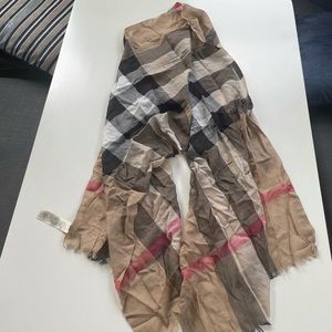 Burberry scarf